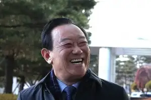 송철호 전 울산시장 뇌물수수 혐의 항소심도 무죄