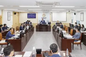 경북도의회 문화환경위원회, 조례안·동의안 심사 및 2025년 행정사무감사계획안 채택