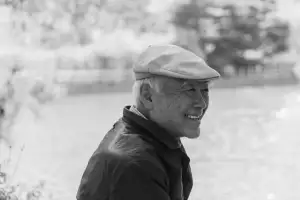 “작가는 죽지 않고 사라질 뿐… 계속 쓸 것”