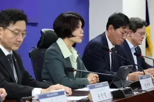 민주 “가벼운 경제범죄, 징역·벌금 대신 과태료”