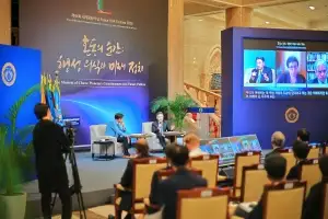 “인류 위기 근원은 인간 의식의 한계”… 경희학원, PBF 특별대담 개최