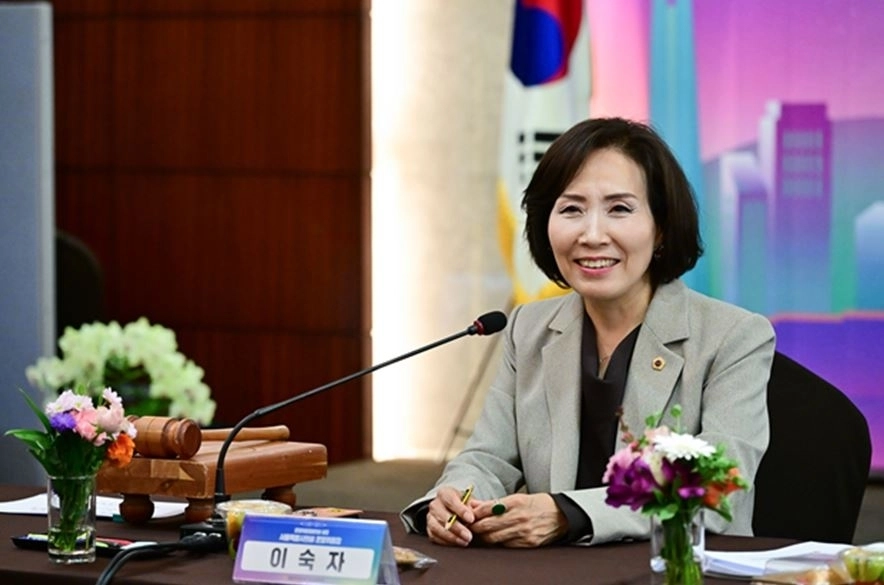 개회사중인 이숙자 위원장