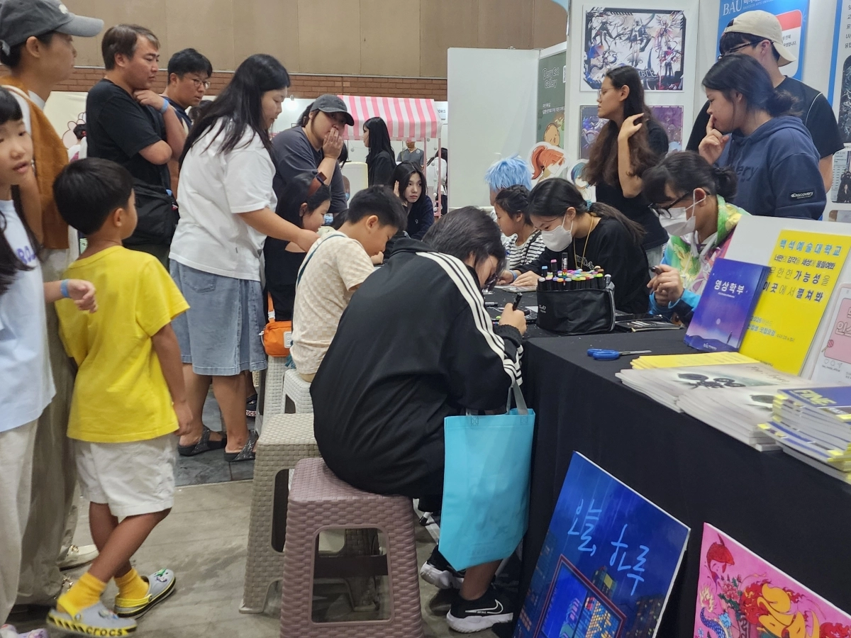 백석예술대 영상학부 2025 경기국제웹툰페어 부스 참가 모습. 백석예대 제공