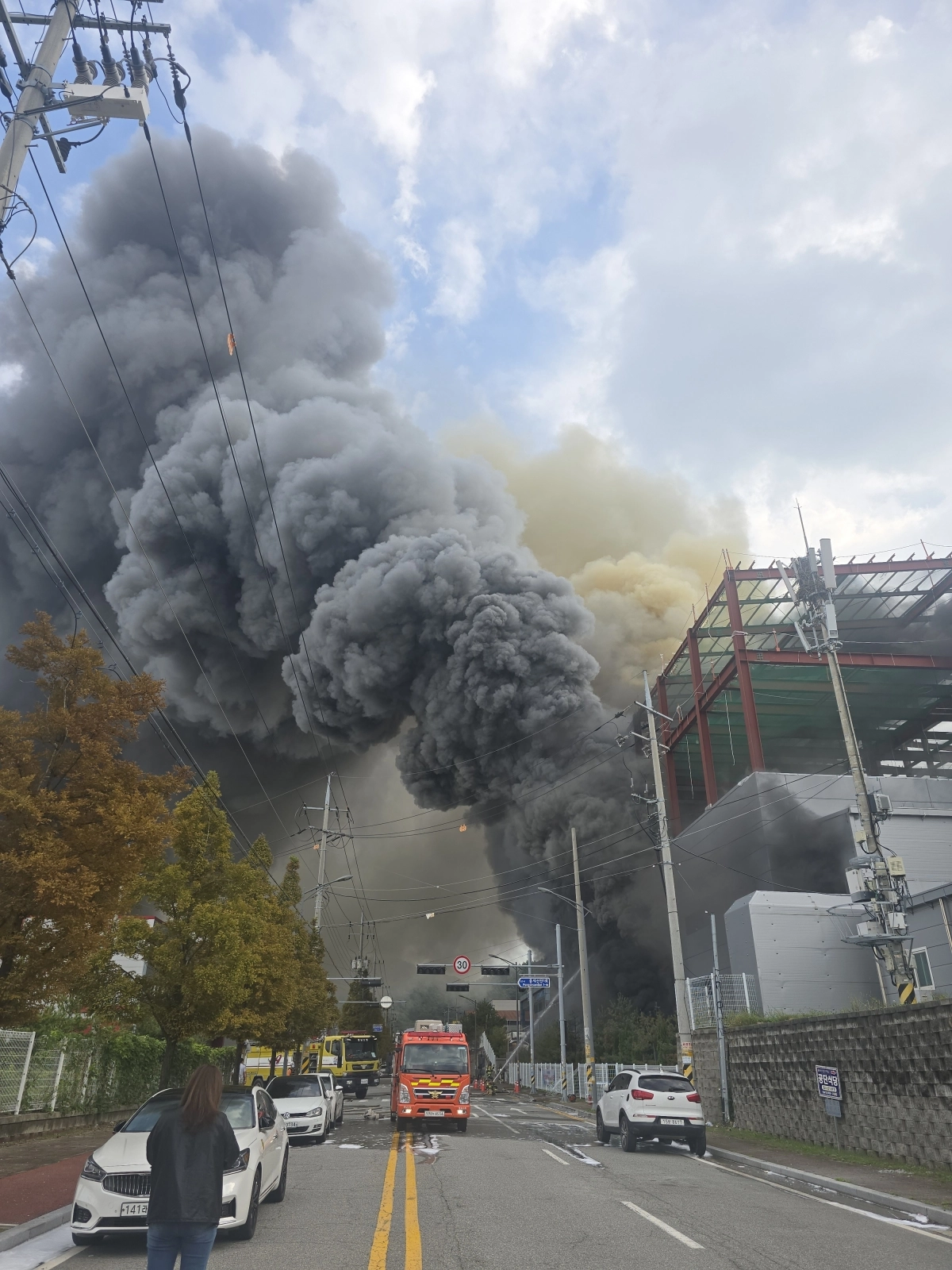 충남 천안시 풍세면 풍세산단 화재 현장. 독자 제공