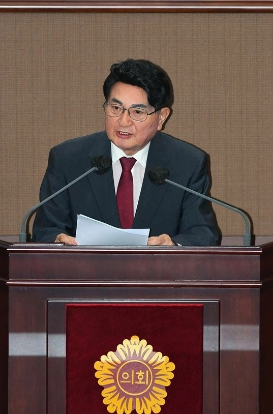 질의하는 홍국표 의원