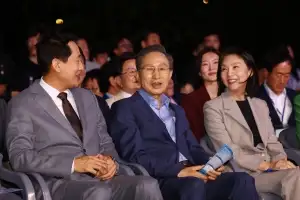 청계천 복원 20주년 행사 참석한 MB