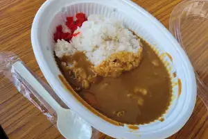 ‘카레 맛집’ 소문난 이 구치소…‘악명 높은 감옥’ 앞 줄서는 사람들 [이런 日이]