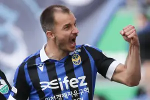 무고사 빛바랜 선제골… 인천, 수원과 1-1로 비겨