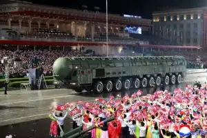 [포토] 북한, 노동당 창건 80주년 심야 열병식