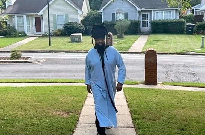 미국 앨라배마주에 거주하는 루돌프 마르티노는 지난 8월 ‘살아 있는 남성 중 가장 긴 비어드락(Beardlock)’ 부문에서 기네스 세계 기록을 세웠다. 기네스월드레코드 제공