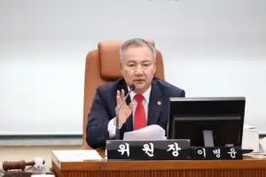 이병윤 서울시의회 교통위원장 “‘동대문구 자율주행버스’ 동대문A01 노선 운행 환영”