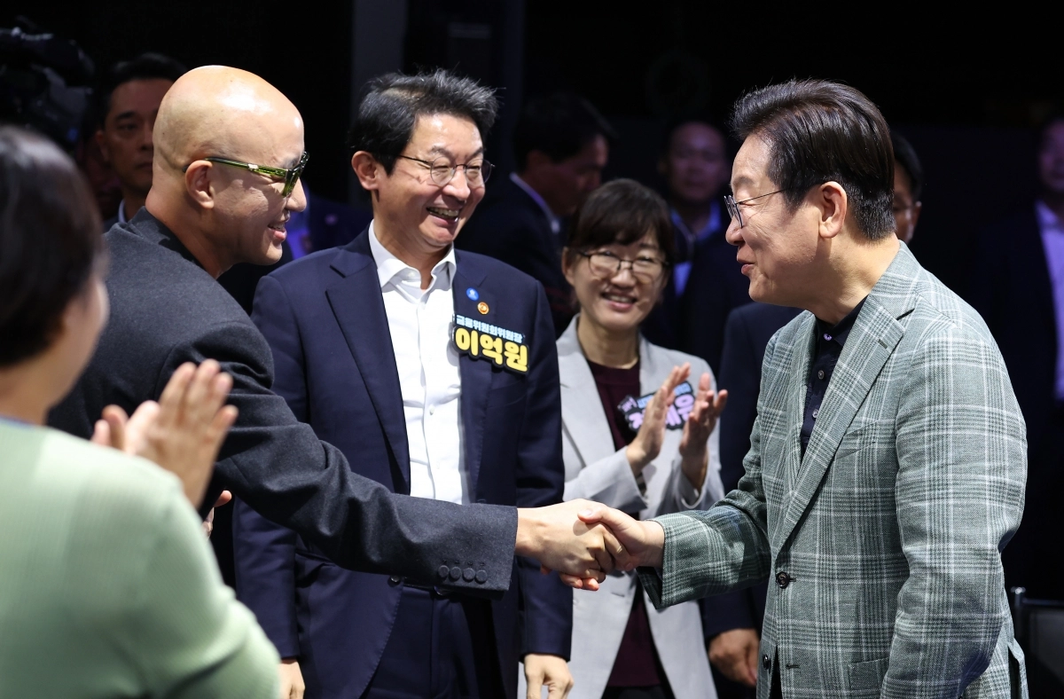 이재명 대통령, 정책간담회 참석