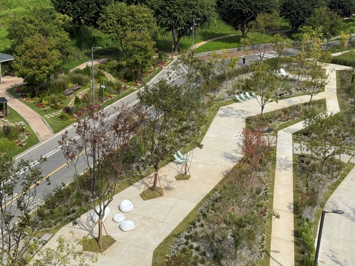 서울 성동구 용비쉼터 정원 전경