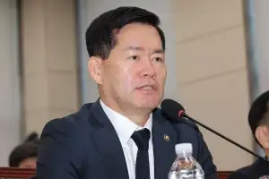 中 ‘기습제재’에 당한 한화오션…방사청장 “마스가에 영향 있을 것”