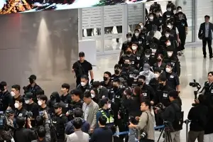 캄보디아 송환자 4명 석방… 58명 구속영장 청구