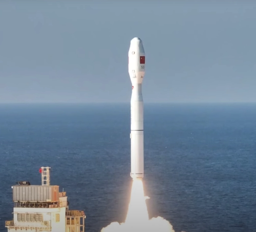 중국의 제룽-3 로켓 발사 장면. 위키피디아