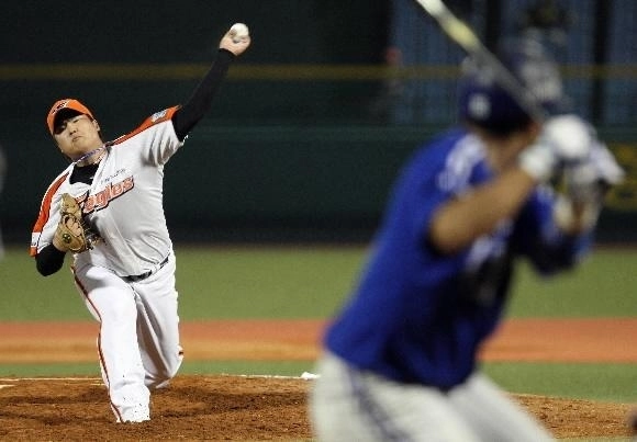 한화 이글스 류현진이 2008년 9월 대전에서 삼성 라이온즈를 상대하고 있다. 대전 연합뉴스