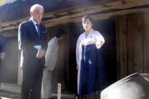 [포토] 재일본조선인 축하단, 김일성 생가 ‘만경대’ 방문