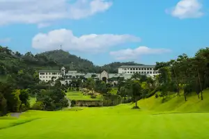 KLPGA 품고… 해피니스컨트리클럽, 사교의 영토로 ‘티샷’