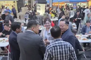 구미경 서울시의원, 서울시 지원사업으로 추진된 ‘2025 행복을 드리는 행당시장 맥주축제’서 축사 전해
