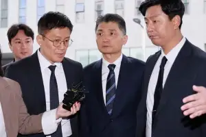 카카오 김범수 ‘SM 주가조작’ 무죄 “시세조종으로 보기 어려워”