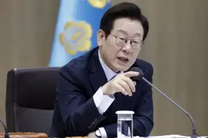 이 대통령 “국민 경제 왜곡하는 투기 차단에 총력 기울여야”