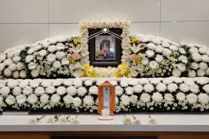 지키지 못한 ‘내년 여름 결혼식’ 약속…화마에 아내 잃은 남편의 눈물
