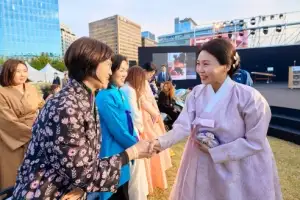 [포토] 김혜경 여사, 한복 문화주간 기념행사 참석