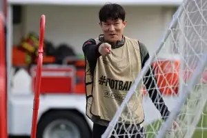 ‘4-0에서 교체로 11분’ 김민재, 주전 경쟁 빨간불…“훌륭한 경기력” 뮌헨은 UCL 3연승
