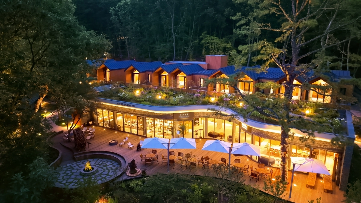 수락휴 본동의 야경. 노원구 제공