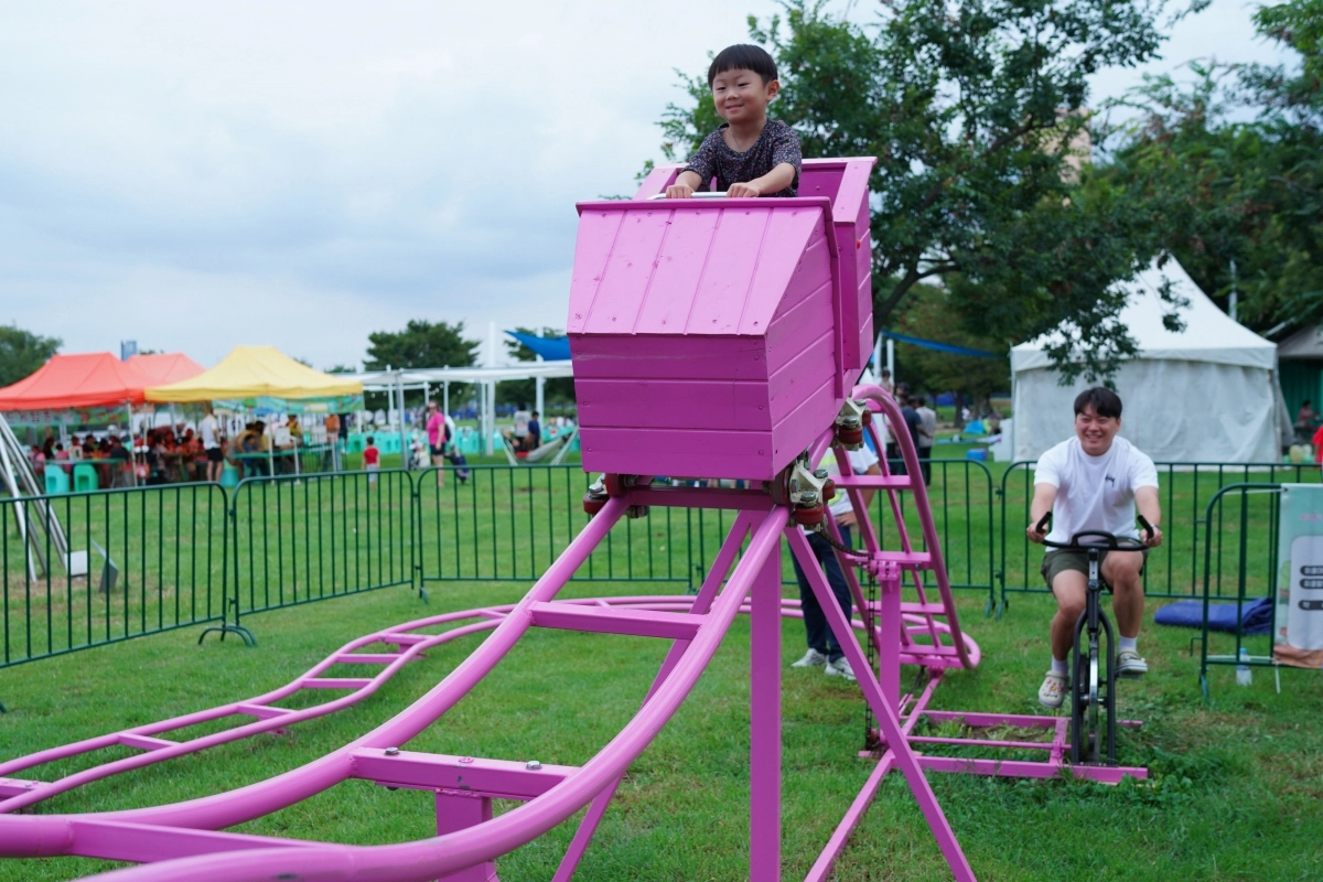 서울시 ‘책 읽는 한강공원’ 어린이 놀이존