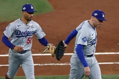 생수 사다 다치고, 아이랑 놀아주다 다치고…MLB, 올해도 황당 부상 속출