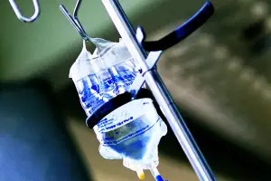 “우선 수액부터”…‘편의점 절도범’ 잡고 병원부터 간 형사들, 무슨 일