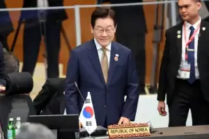 [포토] ‘한-아세안 정상회의 참석’ 이 대통령