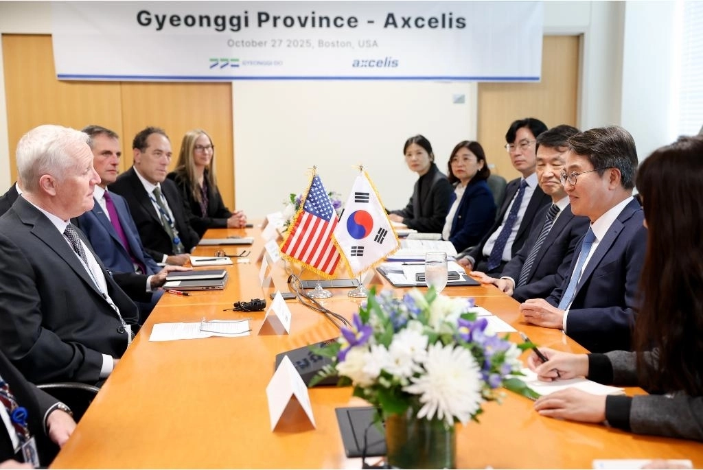 현지 시각 27일 김동연 지사 등 경기도 투자유치단이 미국 보스턴 엘셀리스사를 방문해 간담회를 갖고 있다. (경기도 제공)