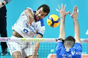 둥지 옮긴 아히, 친정팀 우리카드에 17점 맹폭…삼성화재 시즌 첫 승