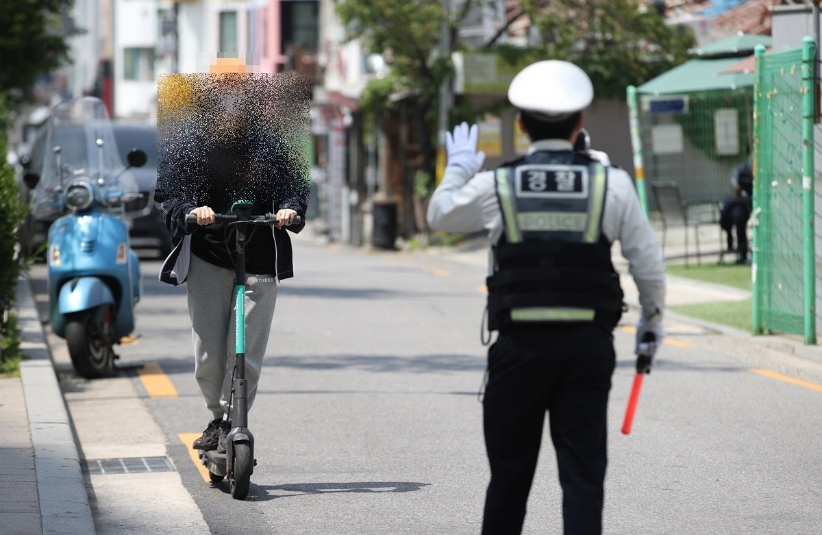 전동 킥보드 운전 관련 단속 첫날
