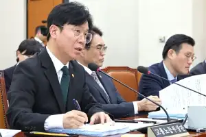 노동부, 야간노동 사이 최소 11시간 휴식 의무화 검토