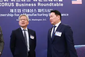 경주에서 ‘피지컬 AI’ 손 맞잡은 SK·엔비디아…국내 최초 구축부터 사용까지 일원화