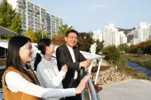 달빛·라면·커피… 노원 감성 ‘당현마루’[현장 행정]