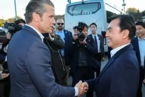 [사설] JSA 간 한미 국방장관… 대북 공조 속 자주국방 해법을