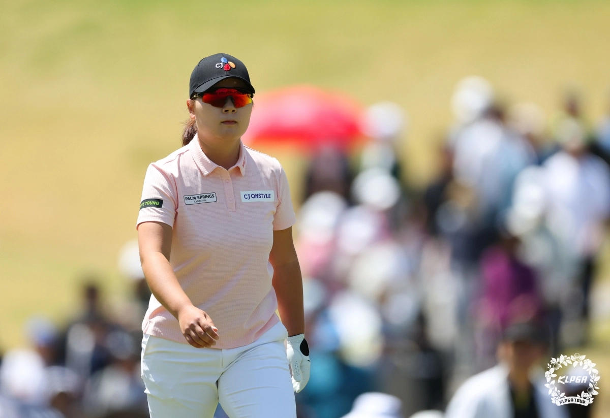 홍정민 5번홀 그린 이동