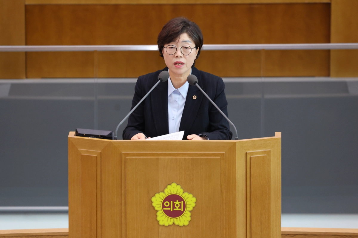 박옥분 의원이 11월 4일 제387회 정례회 제1차 본회의에서 5분 자유발언을 하고 있다.(사진=경기도의회)