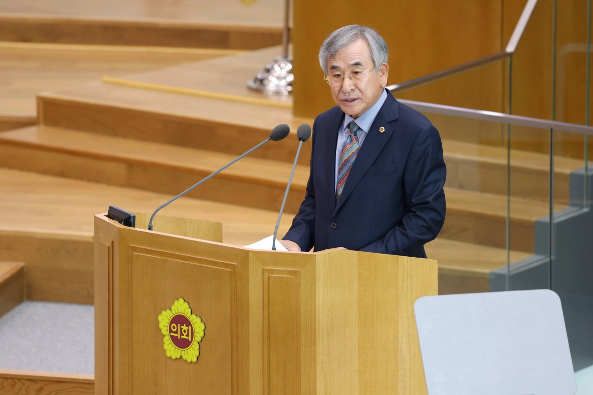 김시용 의원이 제387회 정례회 제1차 본회의에서 5분 자유발언을 하고 있다.(사진=경기도의회)