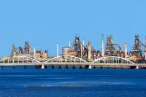 포스코 포항제철소 ‘가스 흡입’ 6명 부상