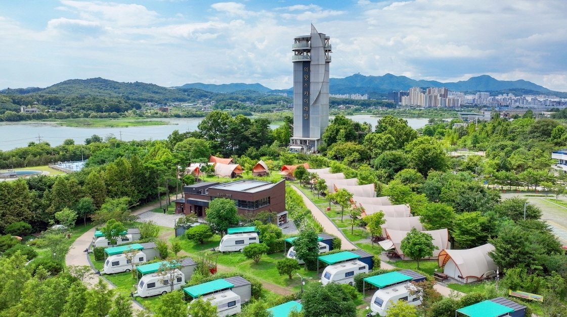 의왕 왕송호수캠핑장 전경(의왕시 제공)