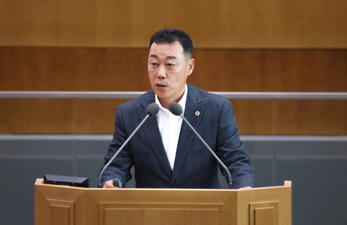 이용호 의원이 5일 제387회 정례회 제2차 본회의에서 5분 자유발언을 하고 있다.(사진=경기도의회)