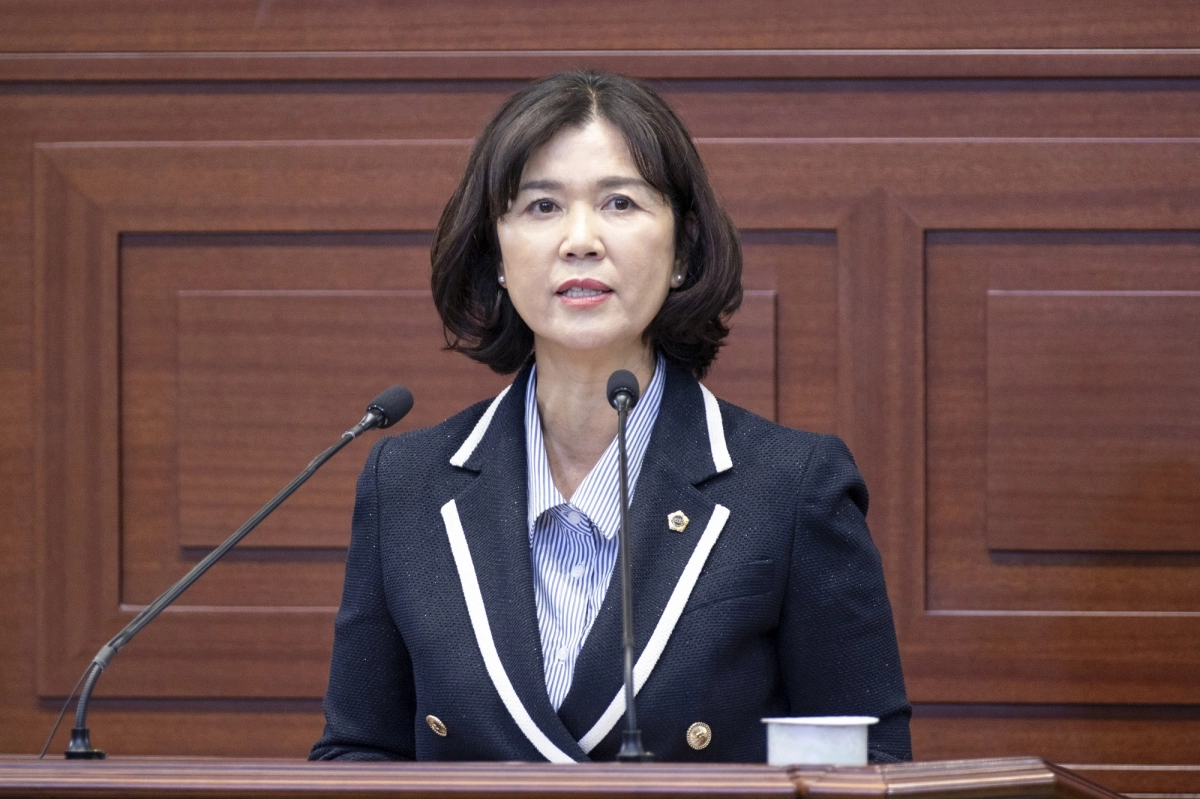 6일 열린 제359회 정례회 도정질문을 하는 김경숙 의원. 경북도의회 제공