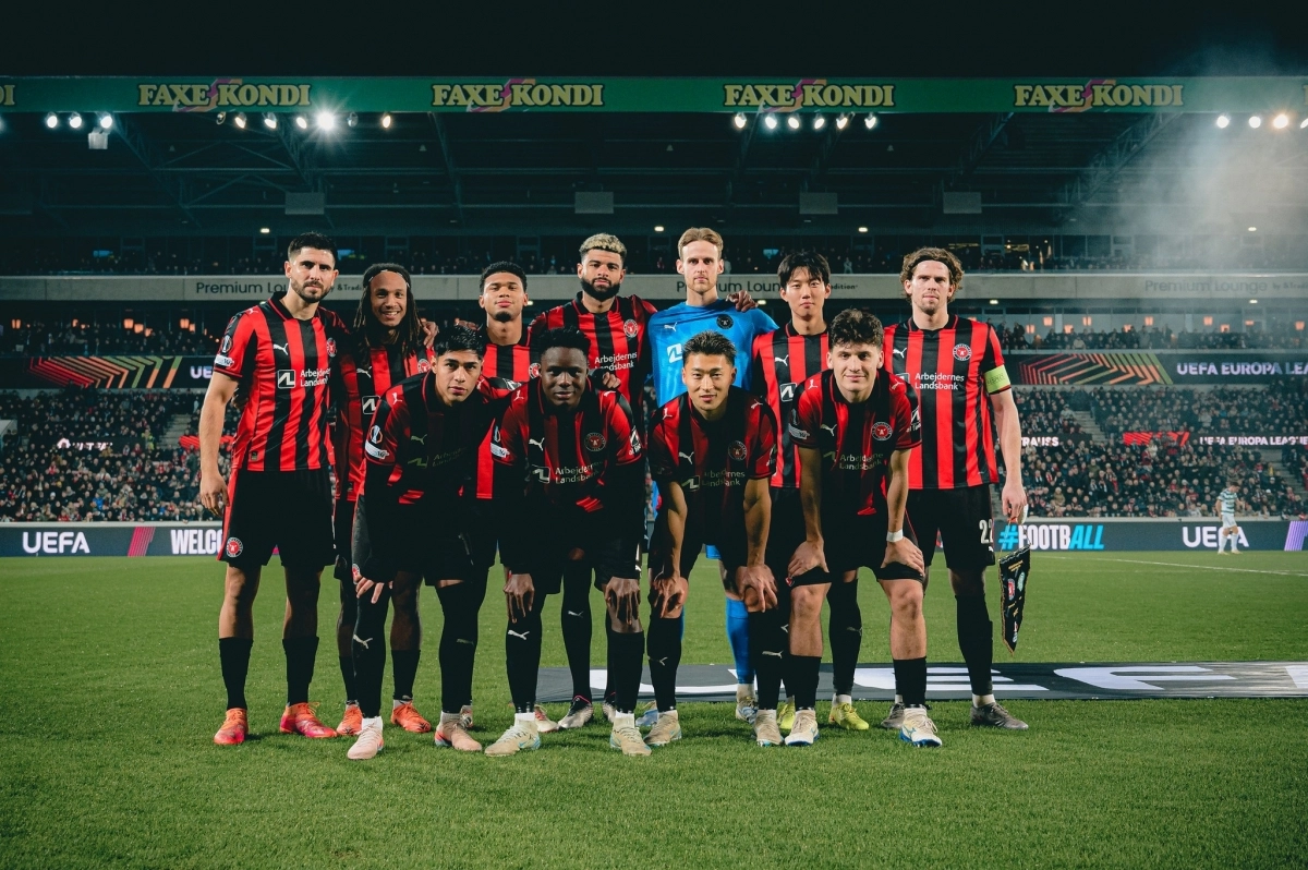 7일(한국시간) 덴마크 헤르닝의 MCH 아레나에서 열린 셀틱과의 UEL 리그 페이즈 4차전 선발 명단에 이름을 올린 미트윌란 조규성(앞 오른쪽 두 번째)과 이한범(위 오른쪽 두 번째). 미트윌란 소셜미디어(SNS)