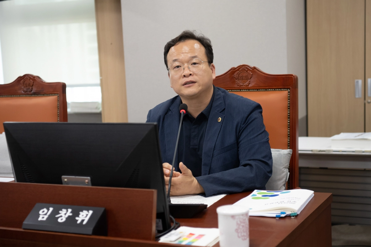 임창휘 의원(이 11월 7일 경기도 도시주택실에 대한 2025년 행정사무감사에서 질의하고 있다.(사진=경기도의회)